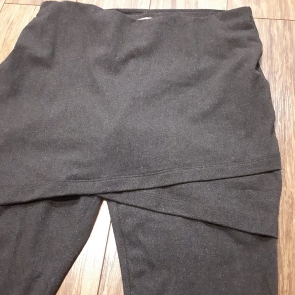 Cabi M’leggings - Leggings & Skirt Combo - XS - Picture 3 of 5